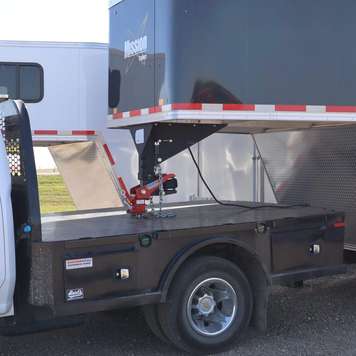 Goose Air Hitch - Truck and Trailer