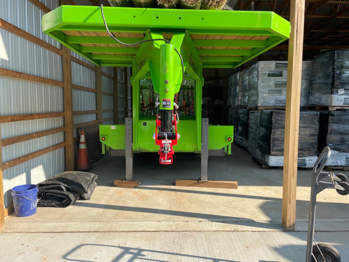 Shocker Gooseneck Surge Hitch for BWise Trailers