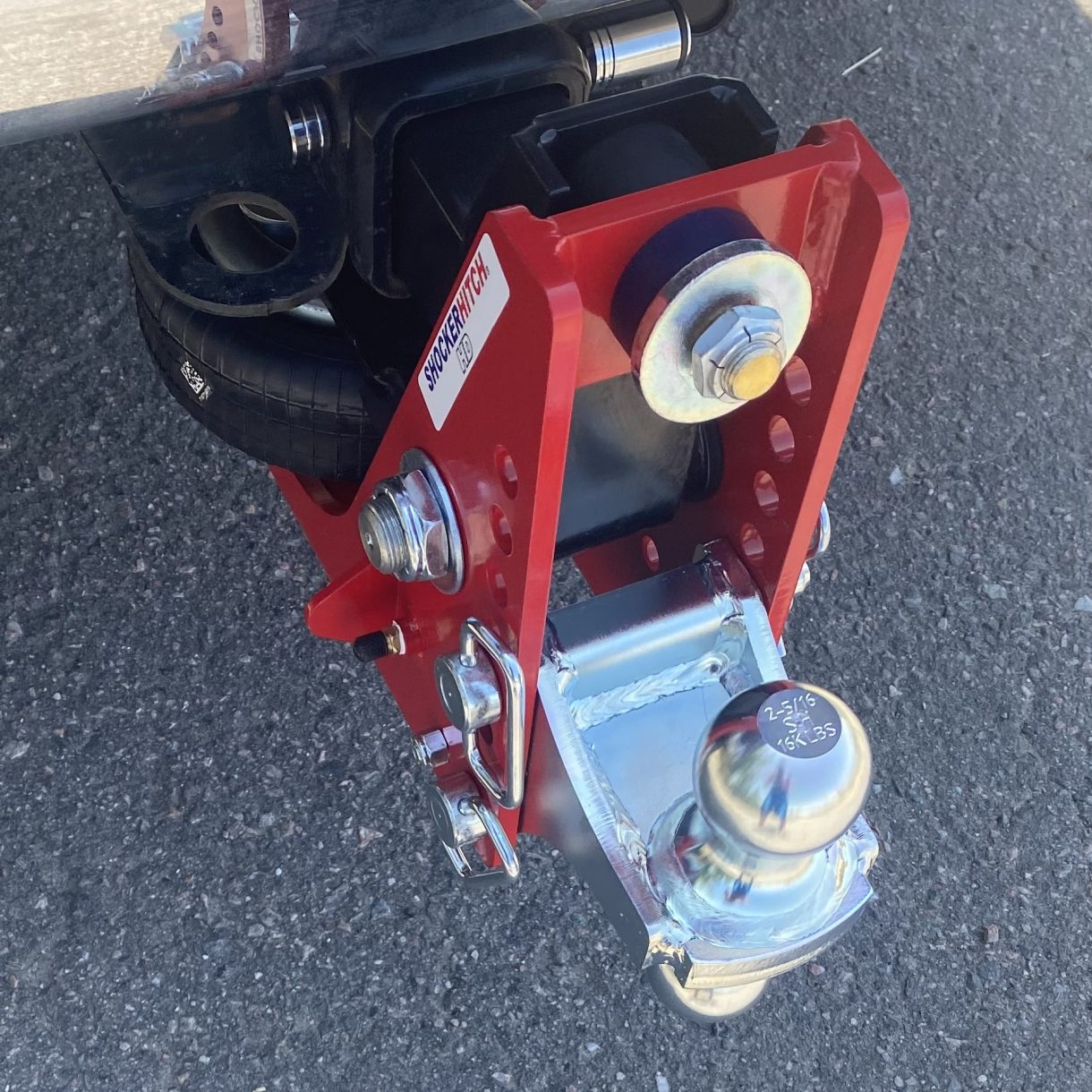 Shocker HD 20K Air Hitch with Combo Ball Mount