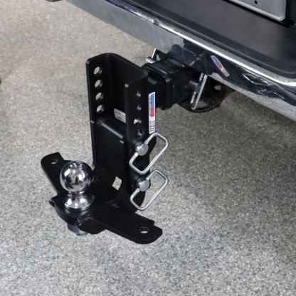 Shocker XR Drop Hitch with Sway Bar Mount Tabs - 8 Hole Frame - Installed