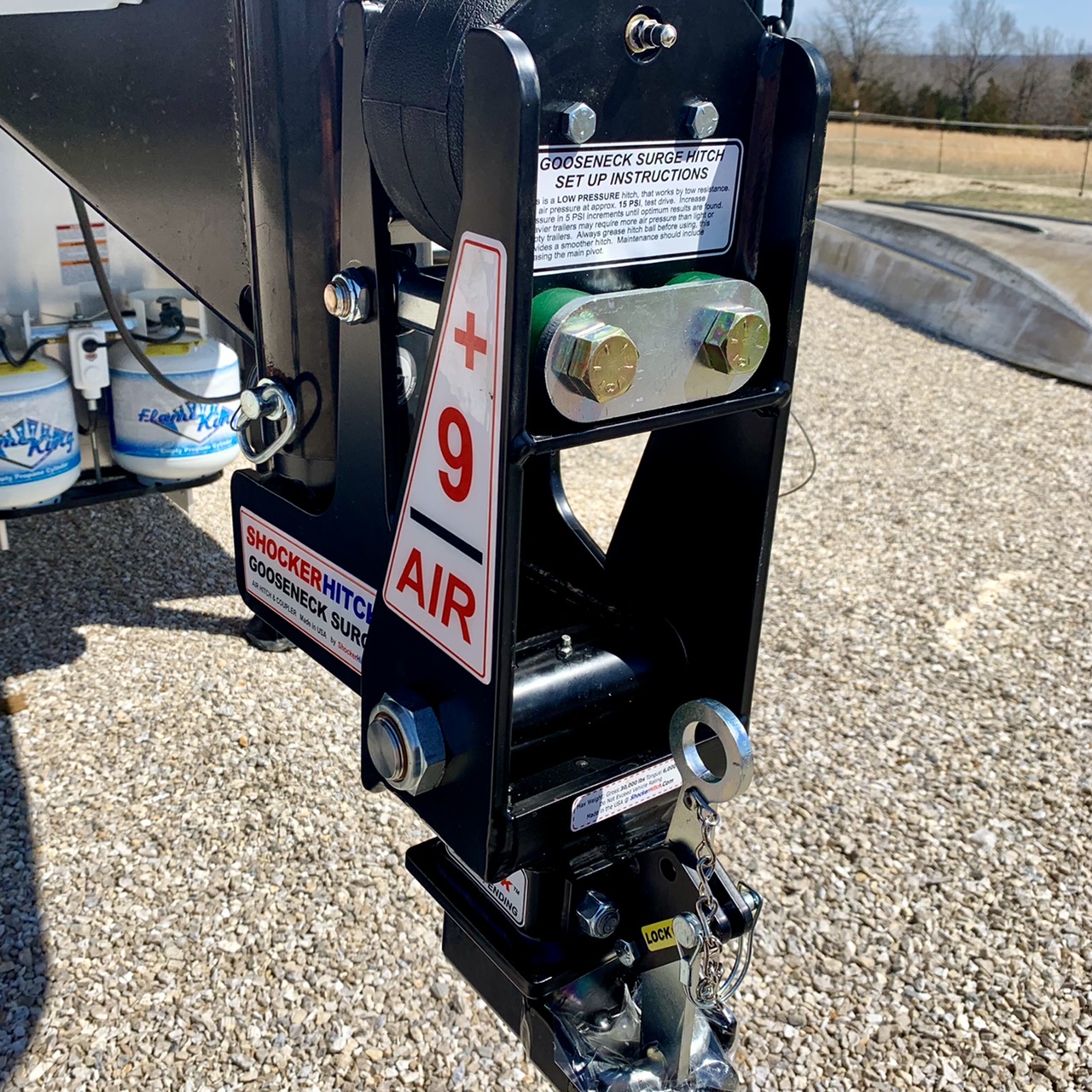Shocker Gooseneck Surge® Air Hitch Coupler