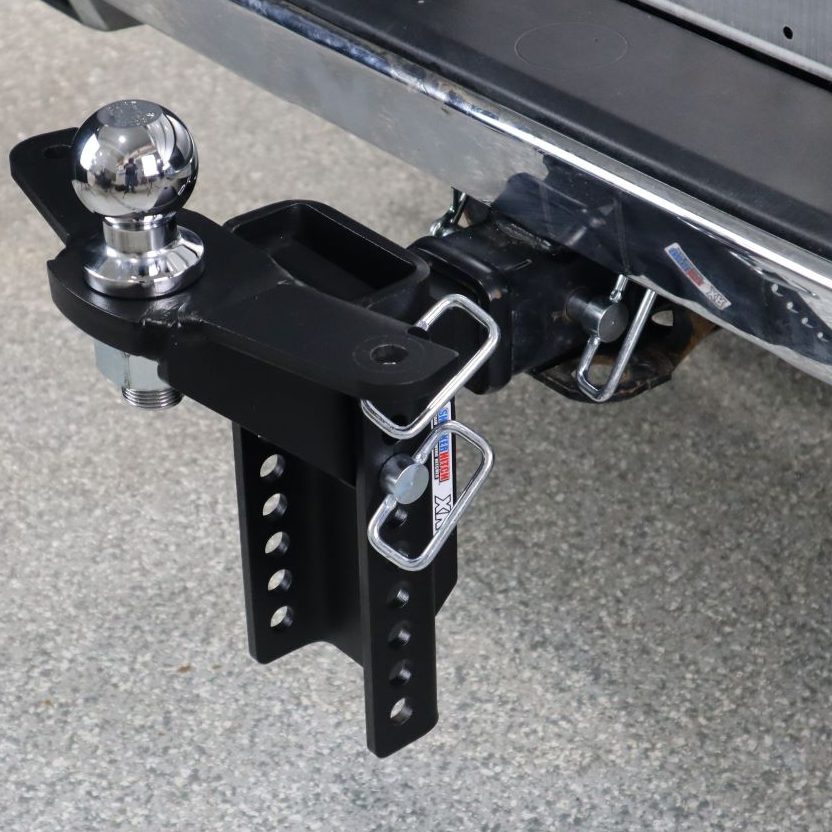 Shocker XR Raised Hitch with Sway Mount Tabs - 10 Hole Frame - Installed