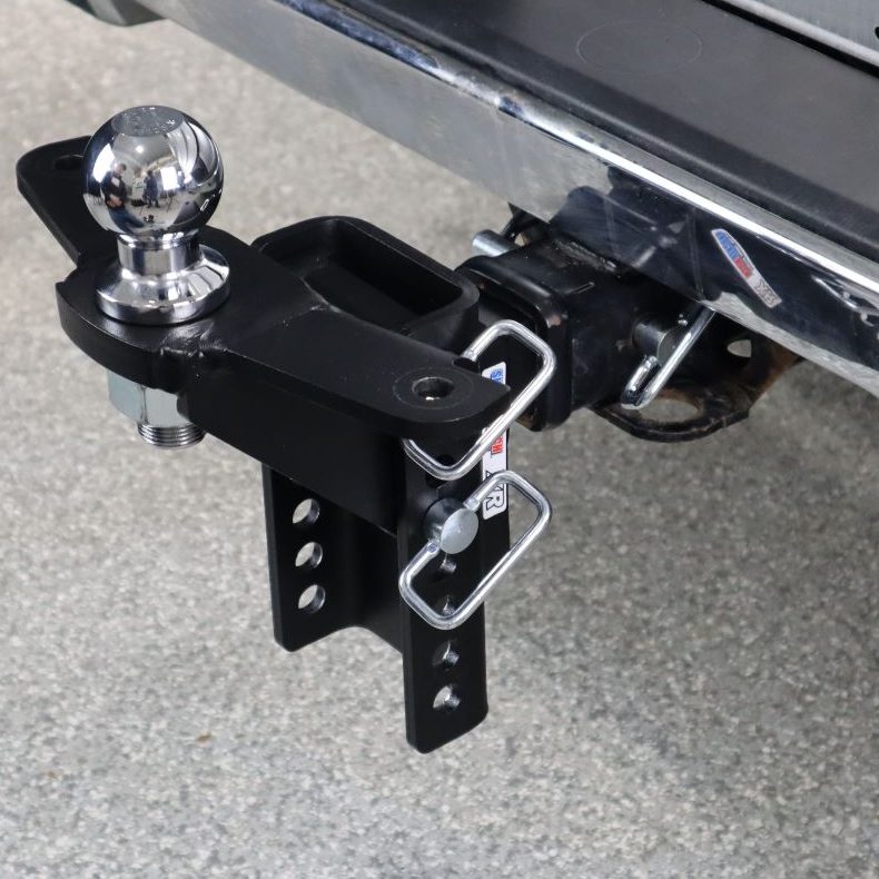 Shocker XR Raised Hitch with Sway Mount Tabs - 8 Hole Frame - Installed