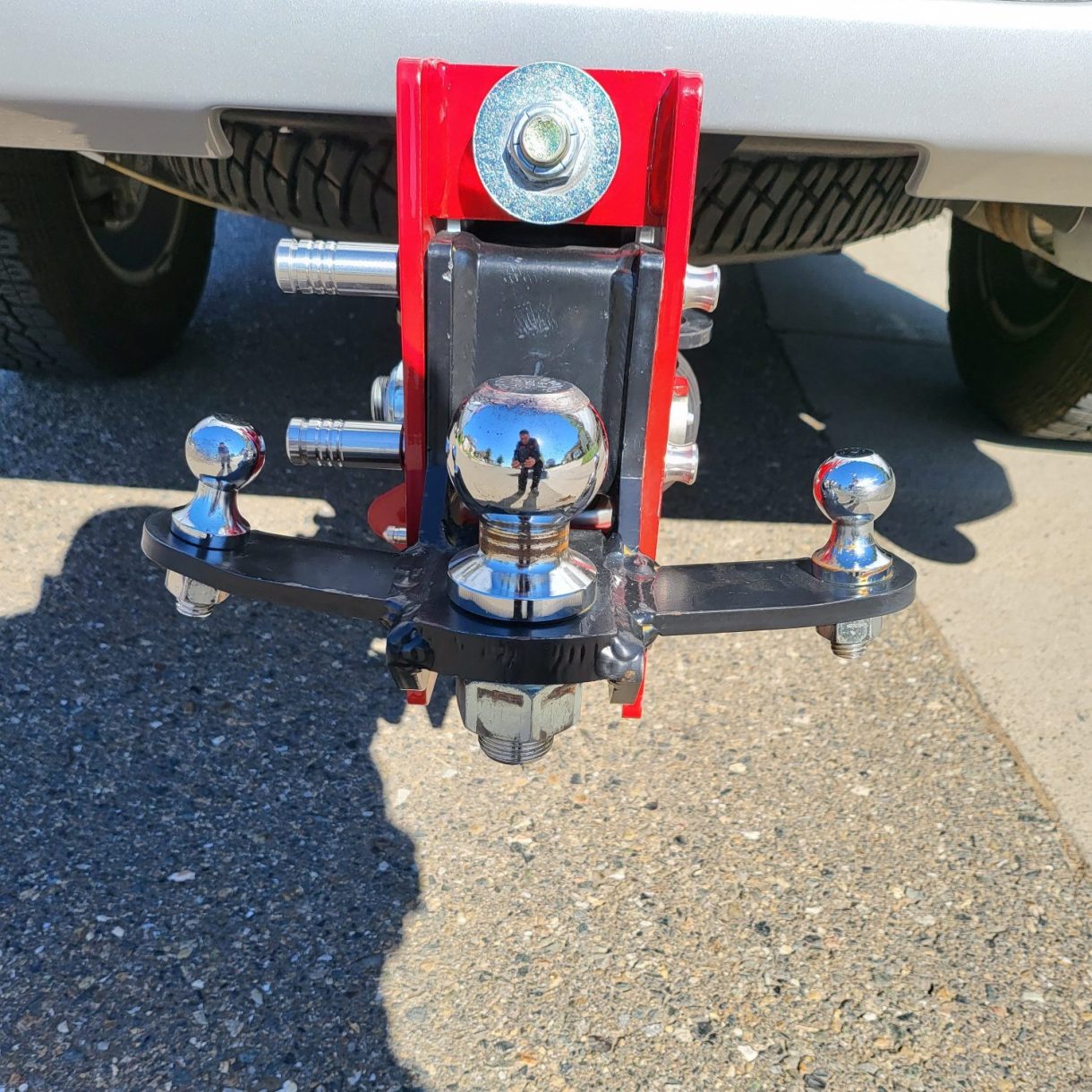 HD 20K Drop Air Hitch with Sway Bar Tabs & Mini 1-1/4" Diameter Sway Bar Trailer Hitch Balls Installed - Sold Separately