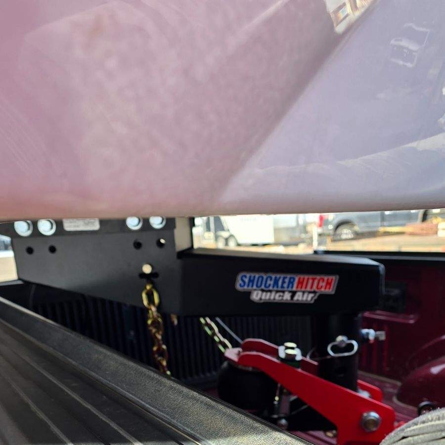 Quick Air 5th Wheel Goose Installed on Camper w/ Turning Point Pin Box