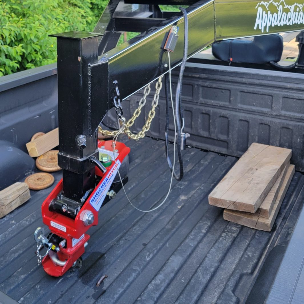 Shocker Gooseneck Air Hitch & Coupler Installed on Appalachian (Square Stem - Straight Pin)