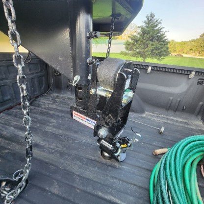 9" Offset Gooseneck Air Hitch Installed (Round & Angled)