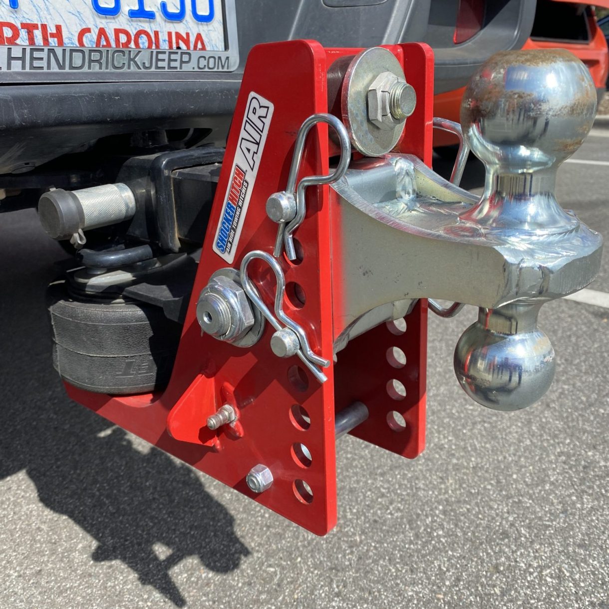 Shocker 12K Air Bumper Hitch with Combo Installed