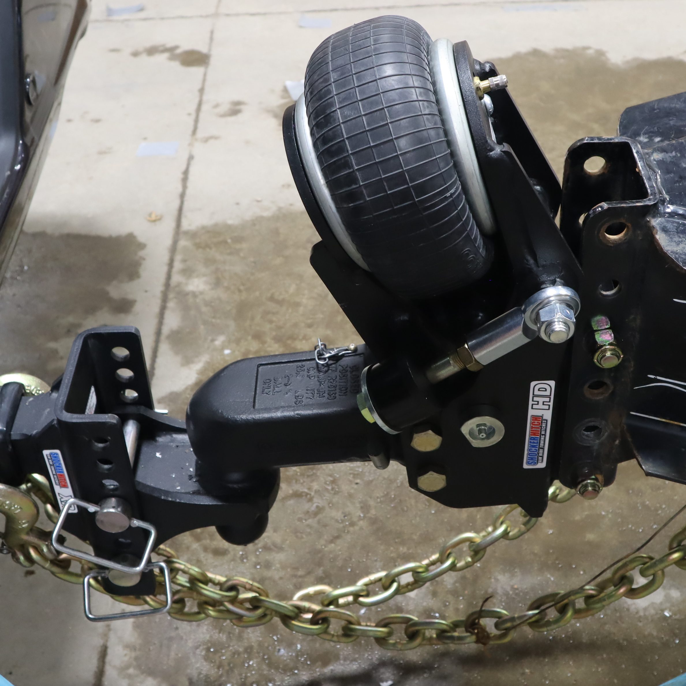 thumbnail image 2 of Includes Dual-Ball Mount, Pintle Lock And Stabilizer Kit 2 of 14