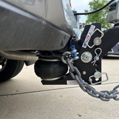 Shocker HD Max Black Air Hitch Installed with Raised Ball