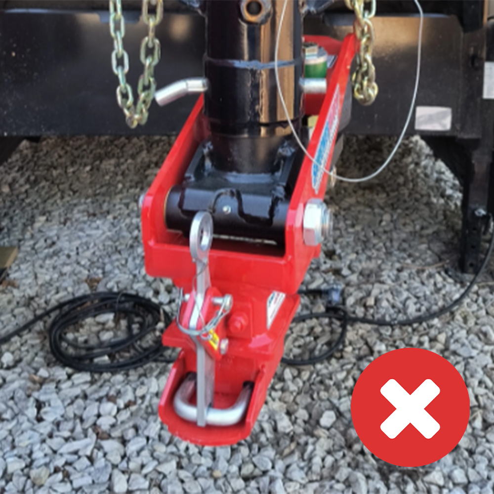 Figure 3: Hitch is crooked, readjust at stem and/or trailer pin.