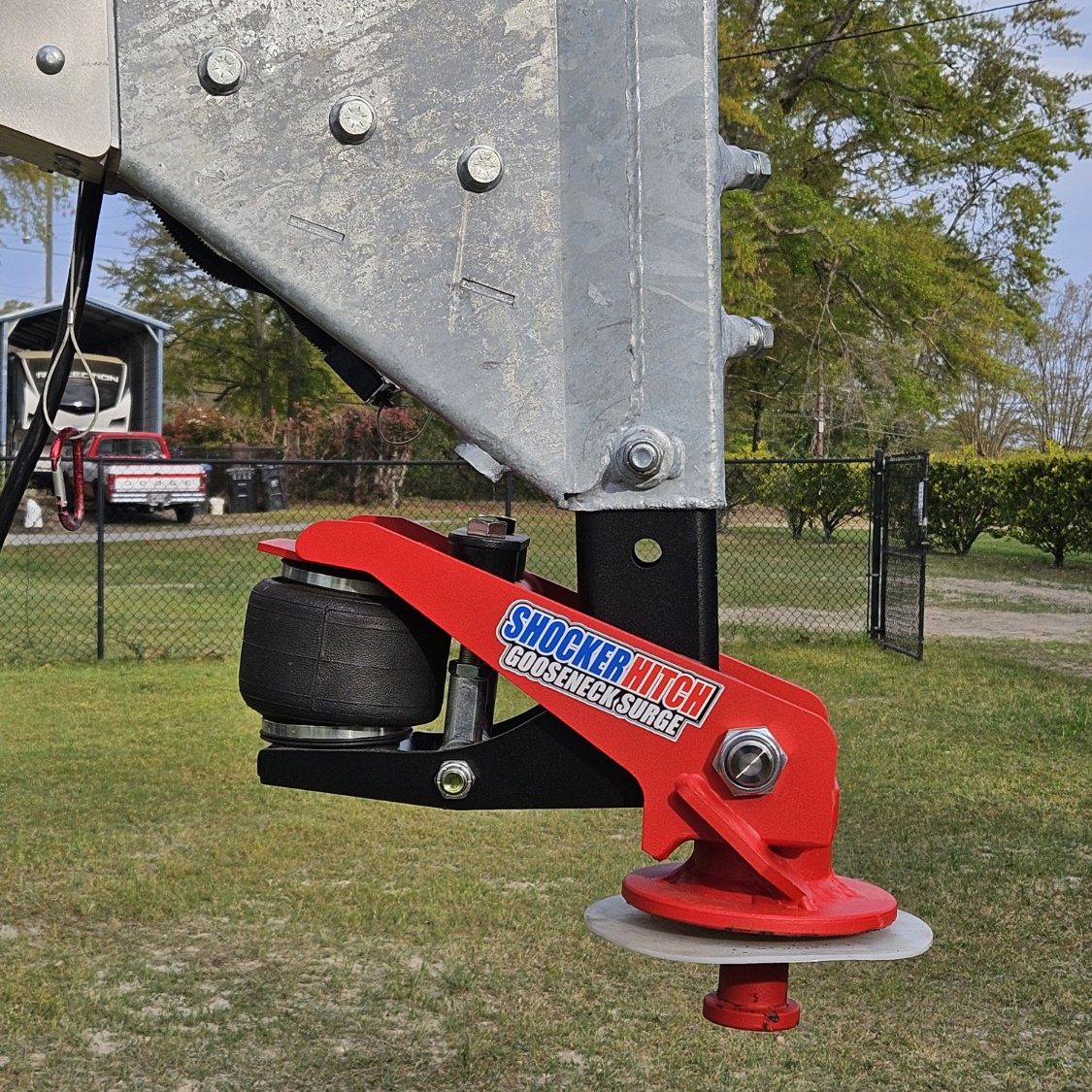 Gooseneck Air Hitch with Kingpin - Square Stem - Installed