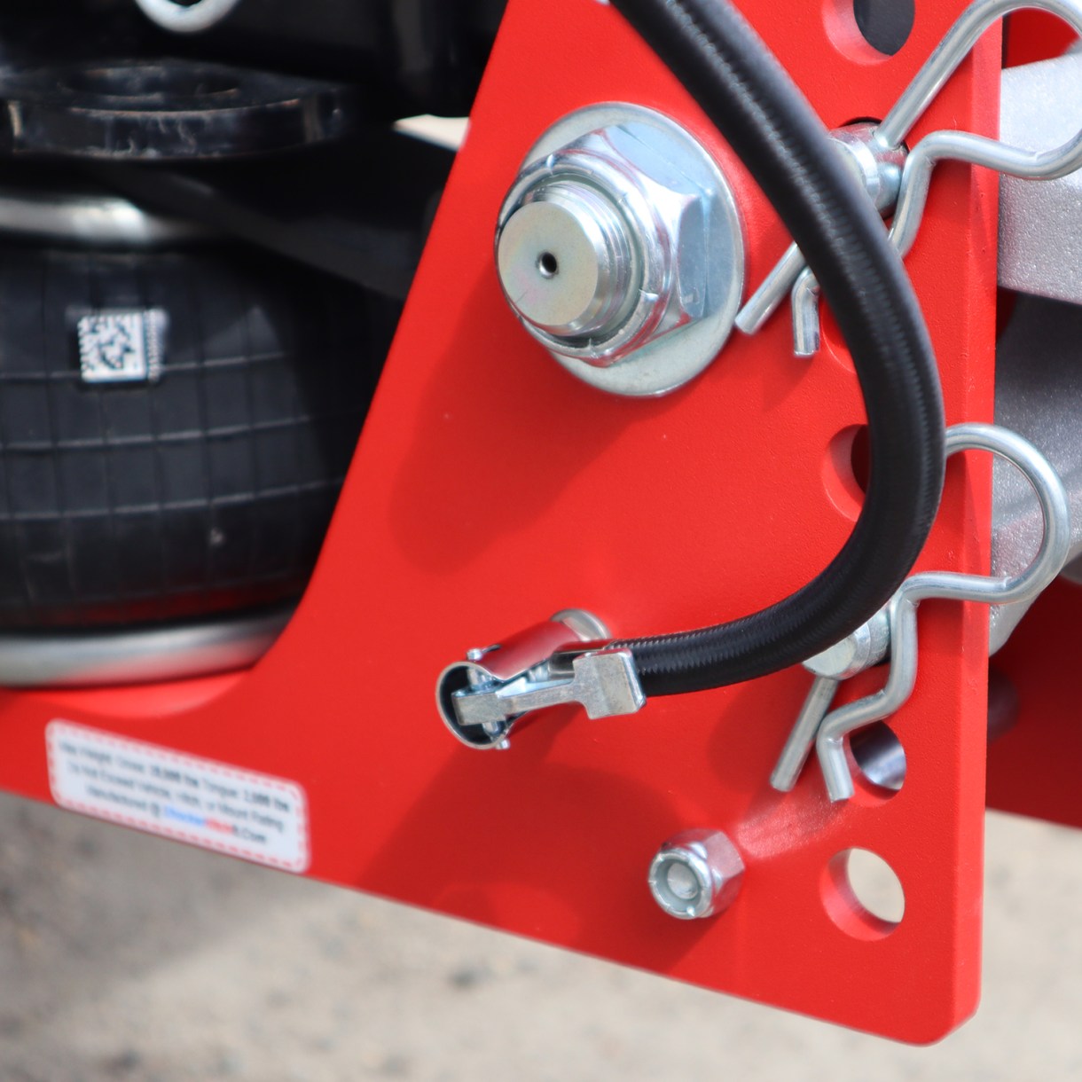 Easily Attaches to Air Hitch Air Tank Valve - Auto Air Compressor Kit