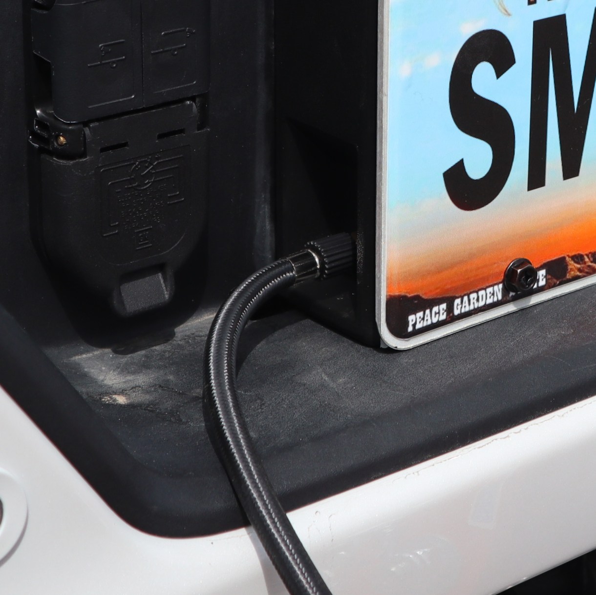 Left Side Air Tank Valve - Auto Air Compressor Kit