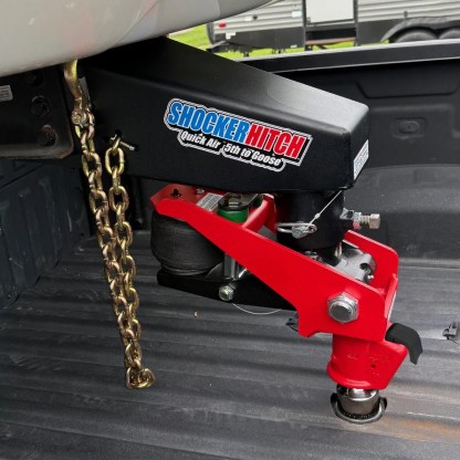 Shocker Quick Air 5th Wheel to Gooseneck Conversion Kit with Demco EZ Latch Coupler (with chain kit) - Installed