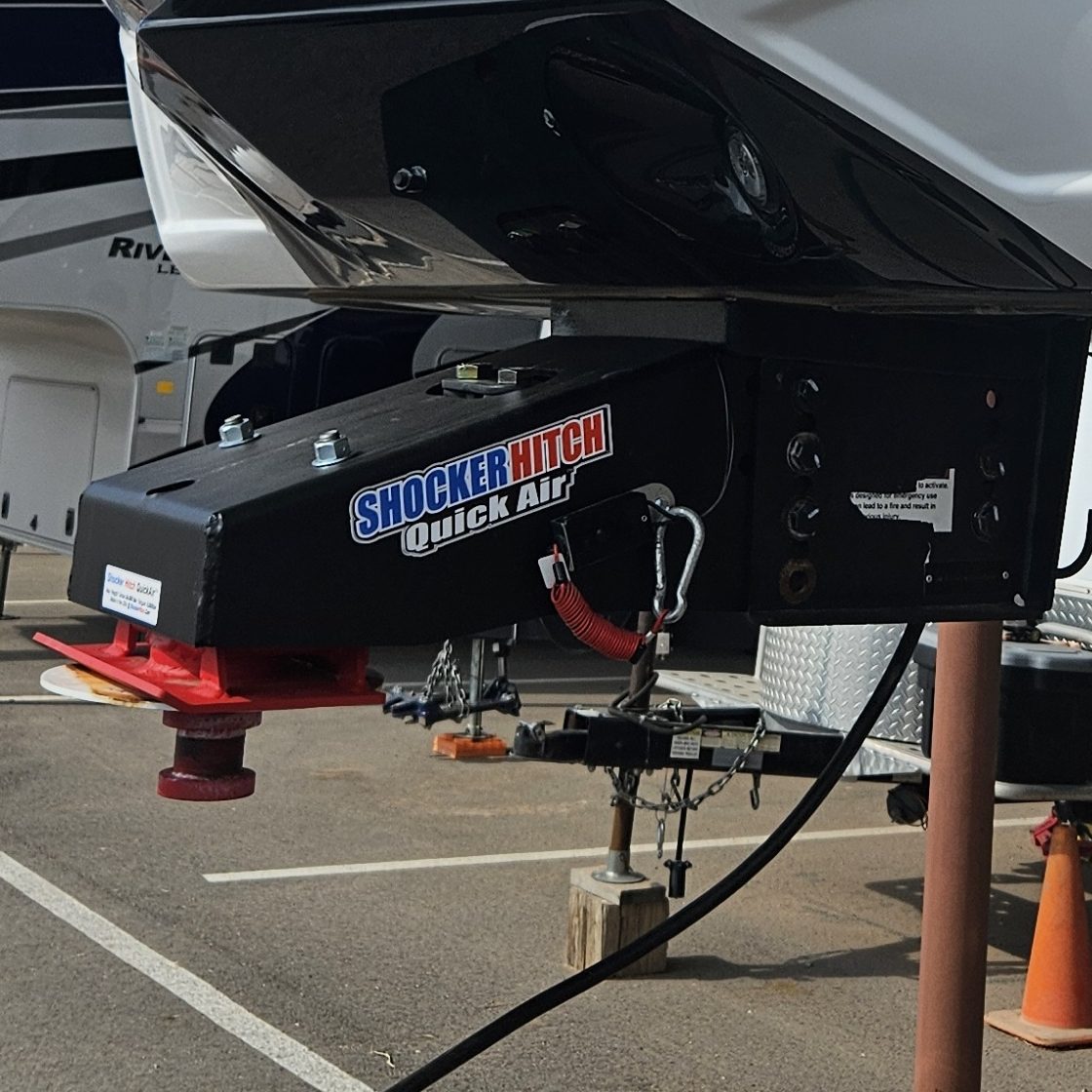 Quick Air Ride 5th Wheel Pin Box with Kingpin Installed