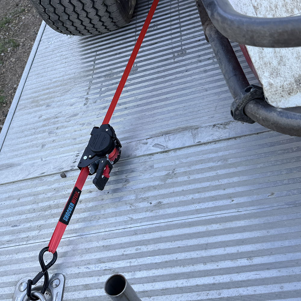 Retractable 1" Ratchet Straps - In Use