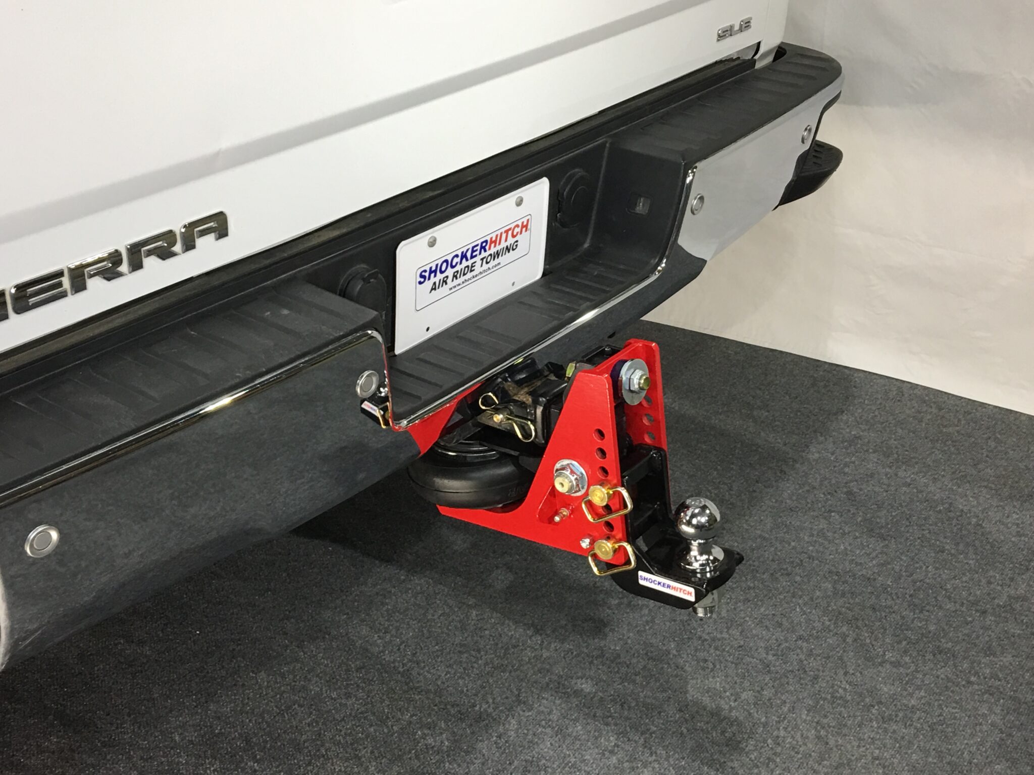 Shocker HD 16K Air Receiver Hitch with Adjustable Drop Ball Mount